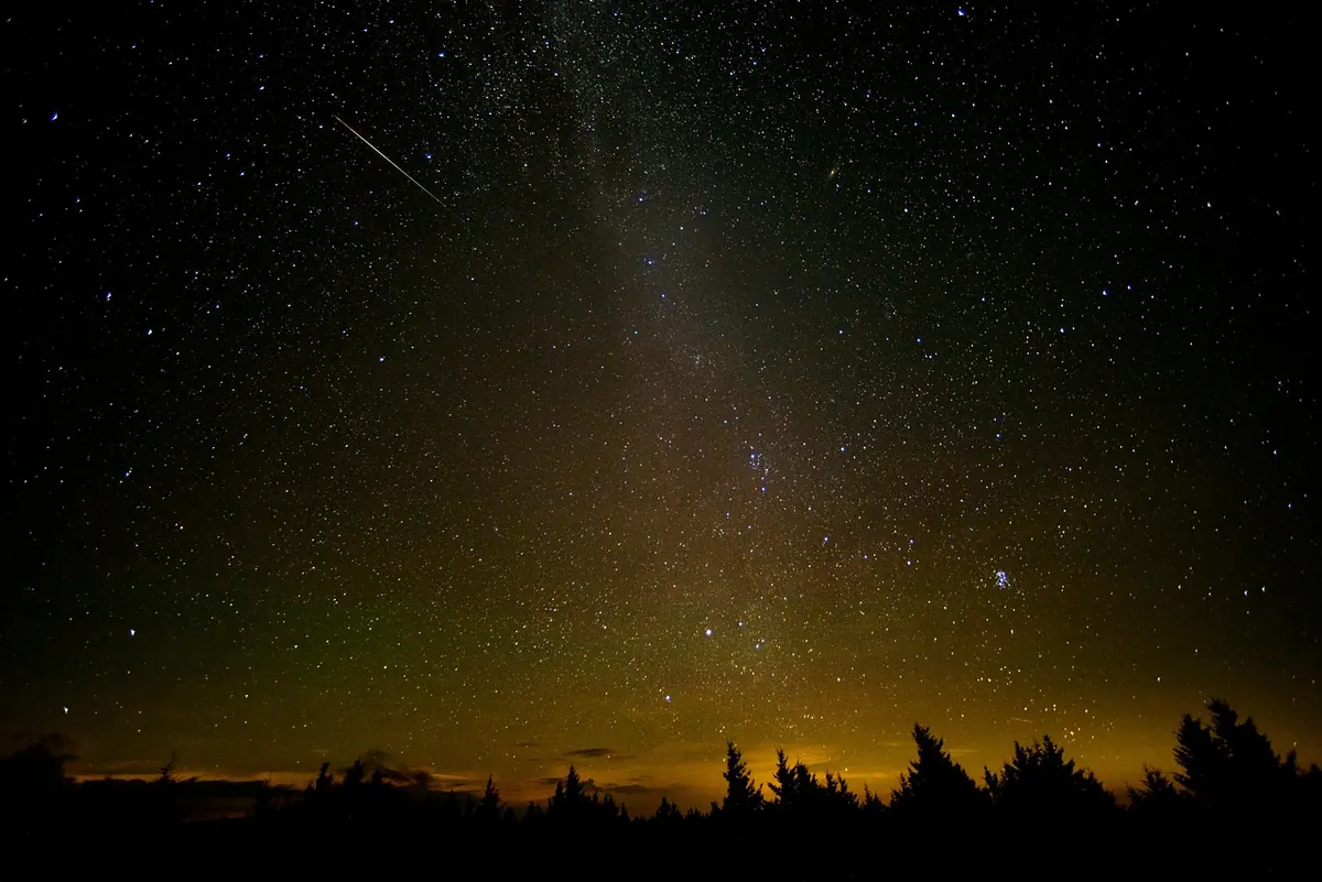 Meteor shower watching checklist for UK stargazers